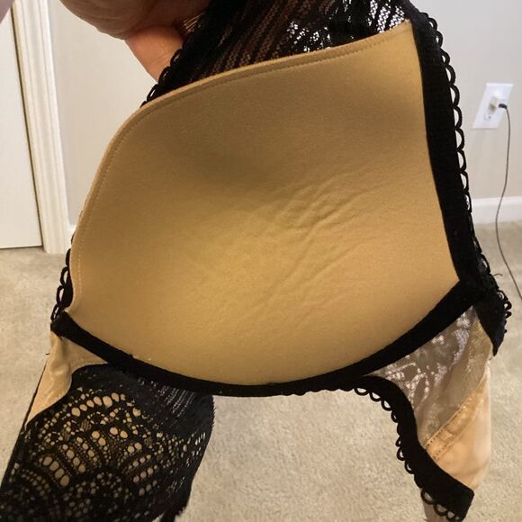 EUC Victoria's Secret Dream Angel push up underwire bra. Lace detail - Picture 5 of 7